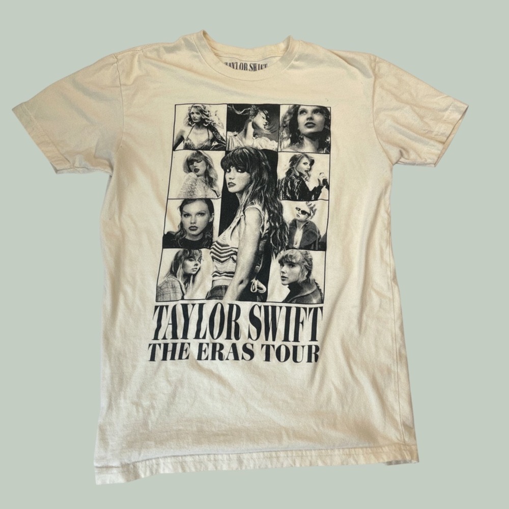 Taylor Swift The Eras Tour Concert T-Shirt Cream Graphic Tee Womens Small